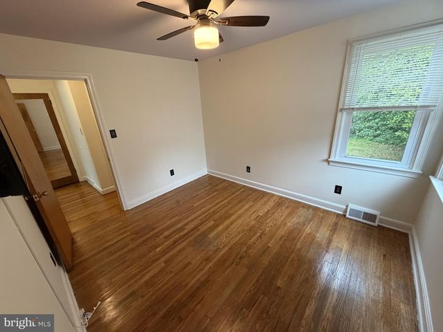 721 EDGEMOOR RD, Wilmington, DE 19809