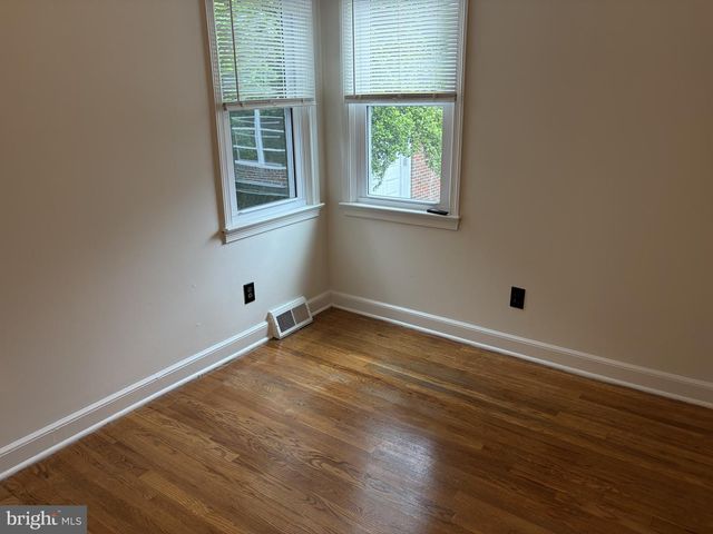 721 EDGEMOOR RD, Wilmington, DE 19809