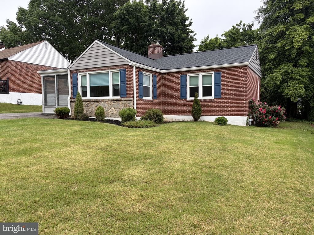 721 EDGEMOOR RD, Wilmington, DE 19809