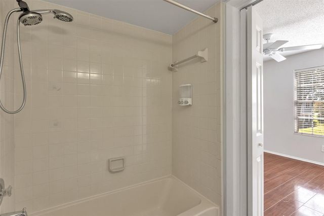 2037 WATERLEAF STREET, Orlando, FL 32837