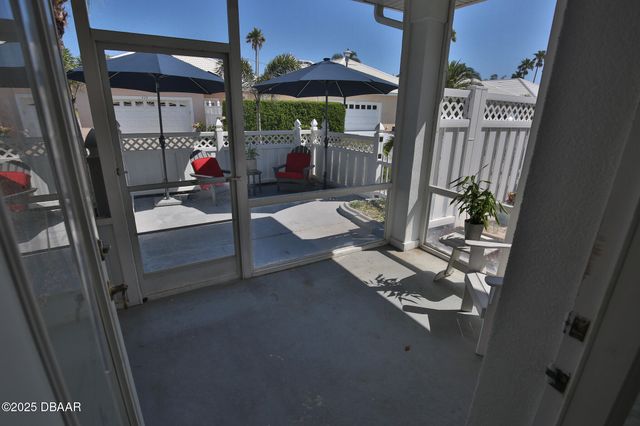 169 Key Colony Court, Daytona Beach, FL 32118