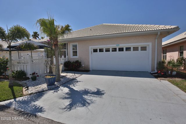 169 Key Colony Court, Daytona Beach, FL 32118