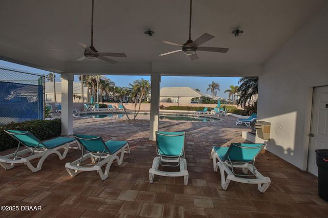 169 Key Colony Court, Daytona Beach, FL 32118