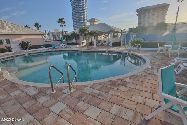 169 Key Colony Court, Daytona Beach, FL 32118