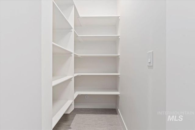 7096 W Newton St, Eagle, ID 83616