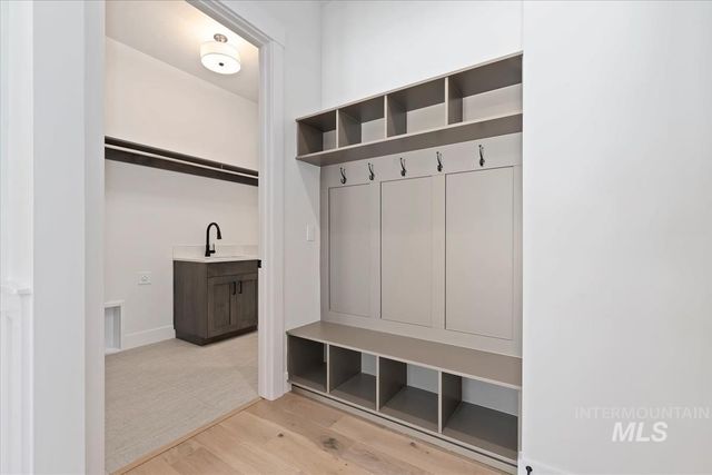 7096 W Newton St, Eagle, ID 83616