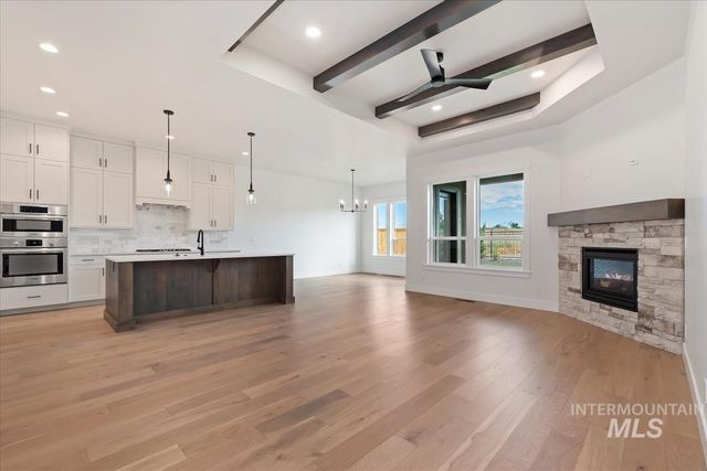 7096 W Newton St, Eagle, ID 83616