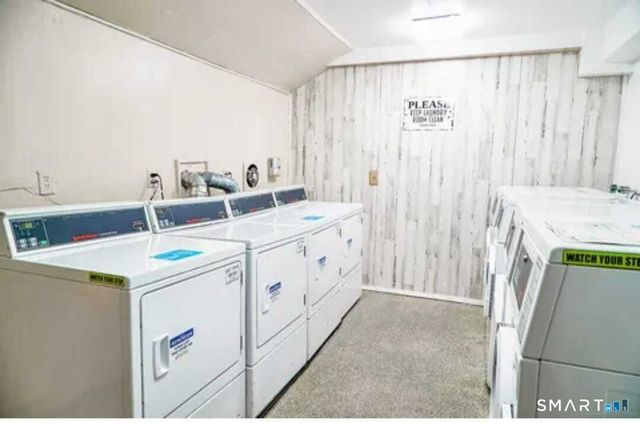 393 Laurel Avenue 210, Bridgeport, CT 06605