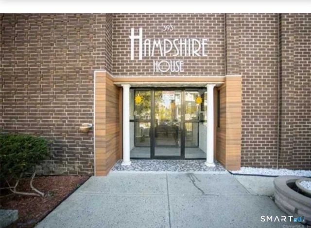 393 Laurel Avenue 210, Bridgeport, CT 06605