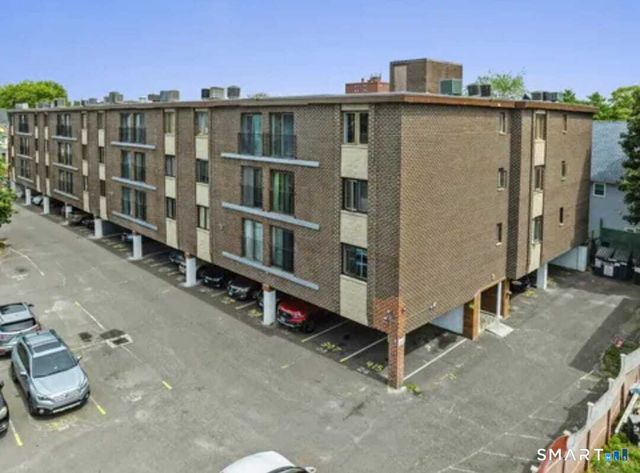 393 Laurel Avenue 210, Bridgeport, CT 06605