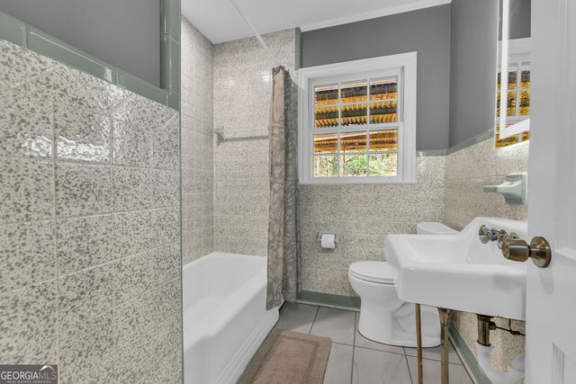 998 Rosedale Street, Toccoa, GA 30577