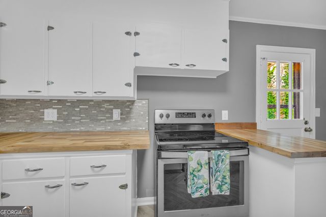 998 Rosedale Street, Toccoa, GA 30577