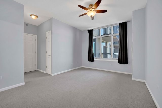 1134 W Granville Avenue 919, Chicago, IL 60660