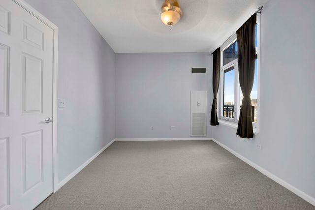 1134 W Granville Avenue 919, Chicago, IL 60660