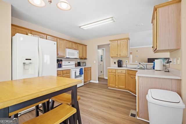3465 Laurel Springs Cove, Villa Rica, GA 30180