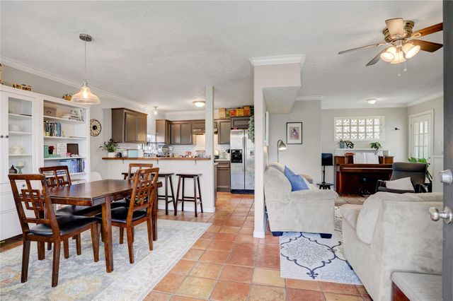 734 W 21st Street, Houston, TX 77008