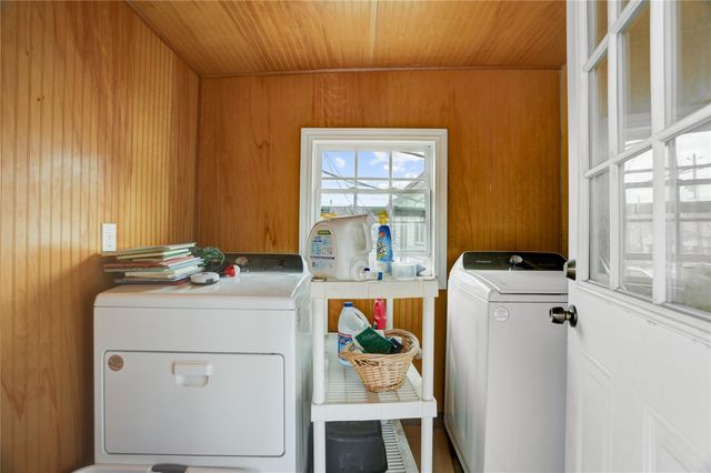 734 W 21st Street, Houston, TX 77008