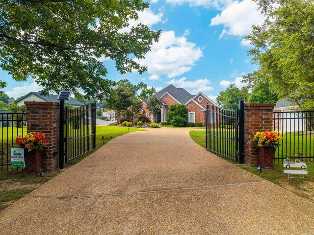 225 Sparling, Hot Springs, AR 71913