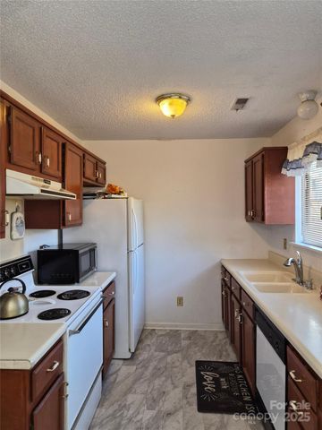 6227 Mayridge Drive, Charlotte, NC 28215