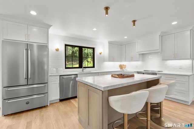 22 Beaver Brook Road, Ridgefield, CT 06877