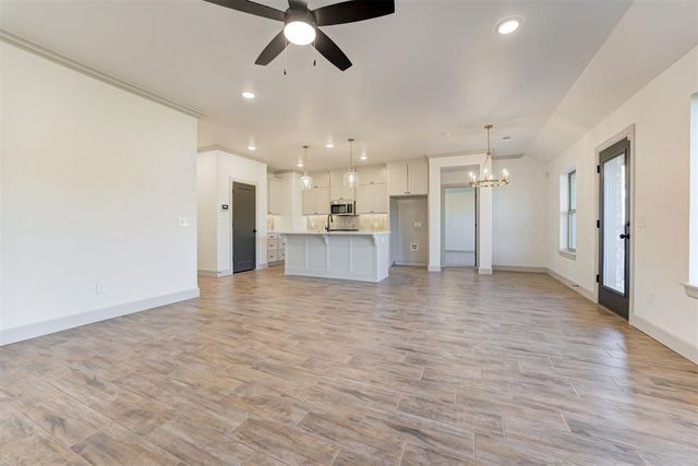 6109 Frankie Lynn Lane, Edmond, OK 73034