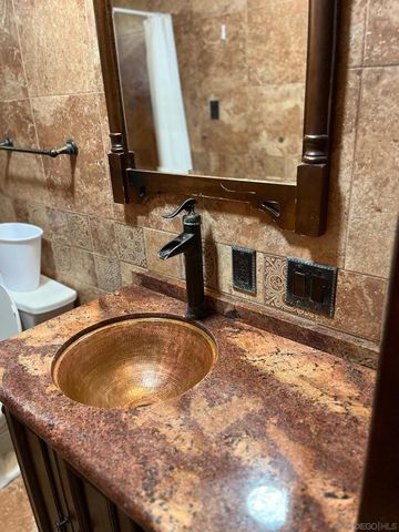 4727 Choctaw Dr., San Diego, CA 92115