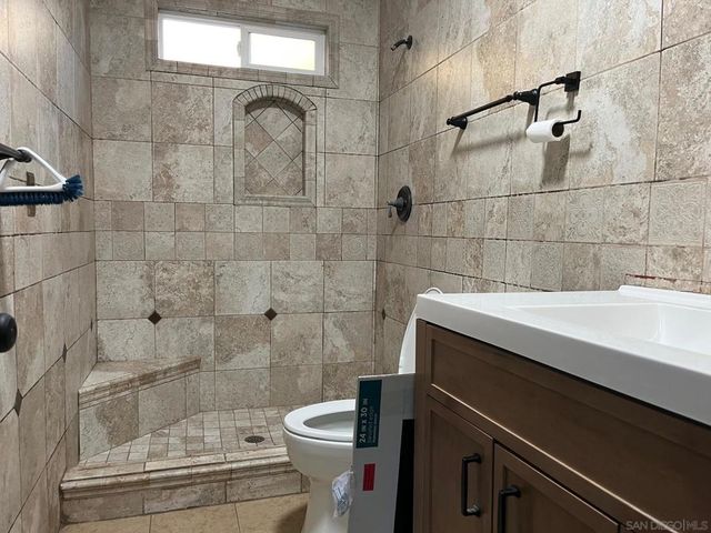 4727 Choctaw Dr., San Diego, CA 92115