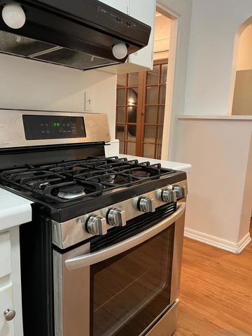 4727 Choctaw Dr., San Diego, CA 92115