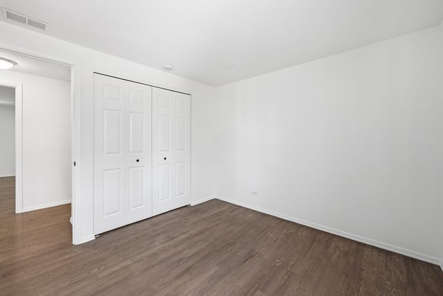 404 Milford Court, Schaumburg, IL 60193