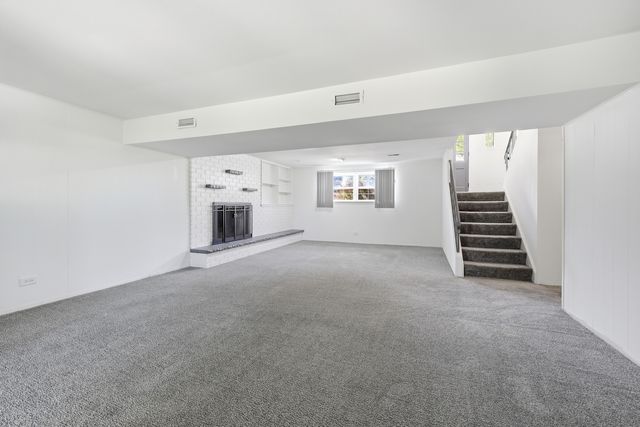 404 Milford Court, Schaumburg, IL 60193
