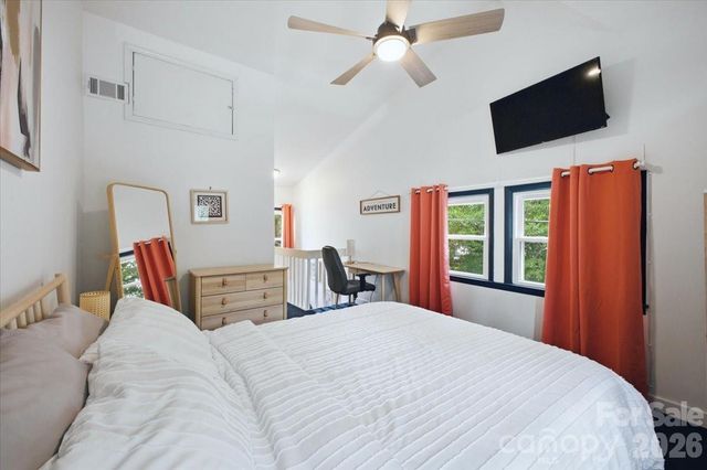 721 N Poplar Street 7, Charlotte, NC 28202