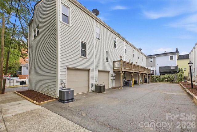 721 N Poplar Street 7, Charlotte, NC 28202