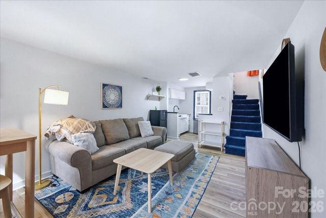 721 N Poplar Street 7, Charlotte, NC 28202