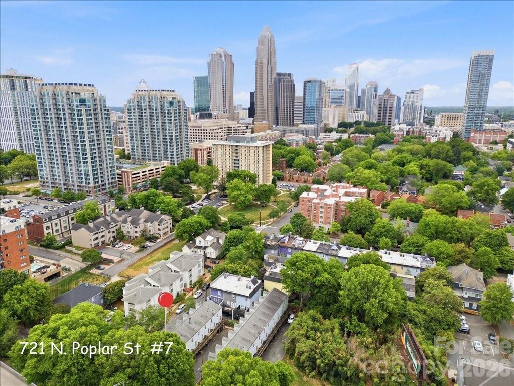 721 N Poplar Street 7, Charlotte, NC 28202