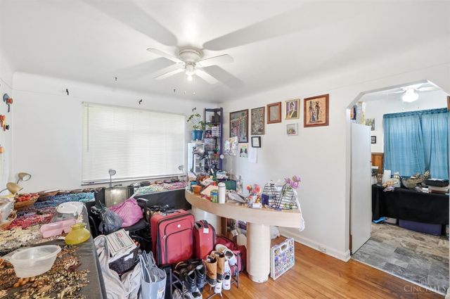 6211 Paddock Road, Cincinnati, OH 45216