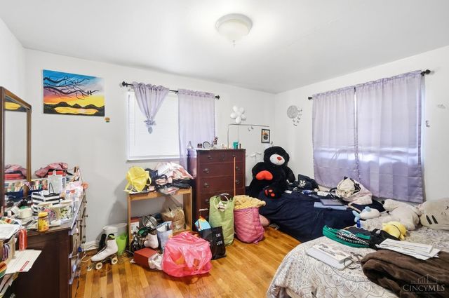 6211 Paddock Road, Cincinnati, OH 45216