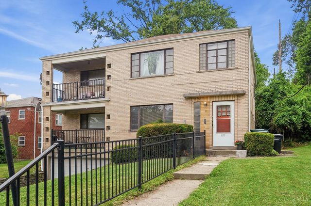 6211 Paddock Road, Cincinnati, OH 45216