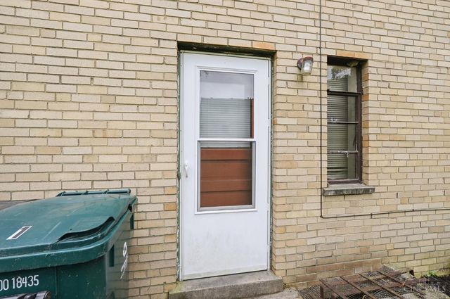 6211 Paddock Road, Cincinnati, OH 45216
