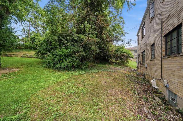 6211 Paddock Road, Cincinnati, OH 45216