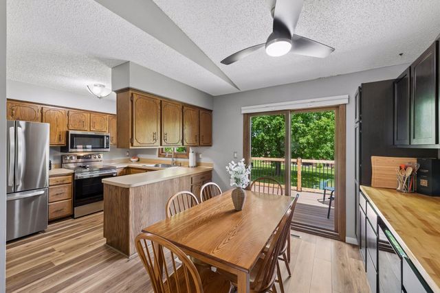 7862 Polaris Lane N, Maple Grove, MN 55311