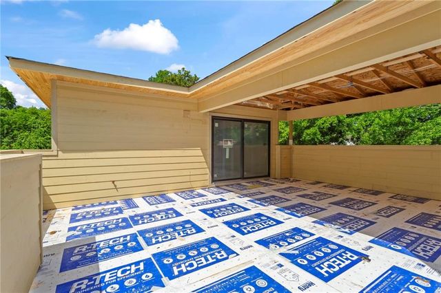 215 Flora Avenue NE A, Atlanta, GA 30307