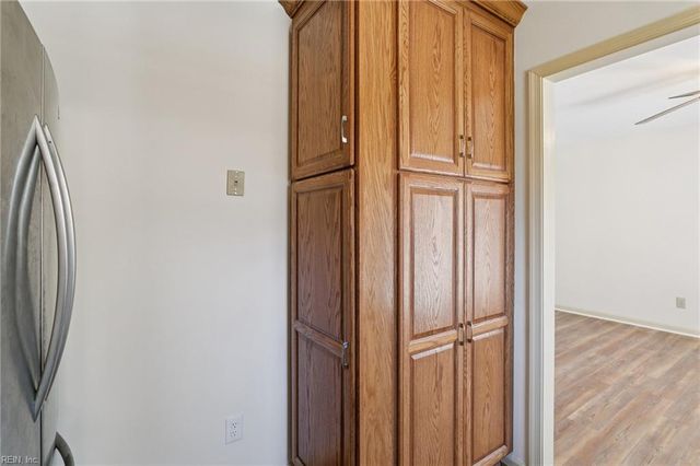 143 W Rexford DR, Newport News, VA 23608