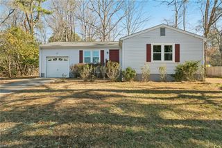 143 W Rexford DR, Newport News, VA 23608