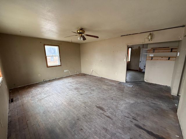 516 W Minnesota Avenue, Mahnomen, MN 56557