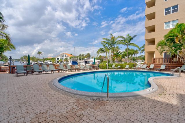 1421 W Ocean Boulevard 316, Pompano Beach, FL 33062