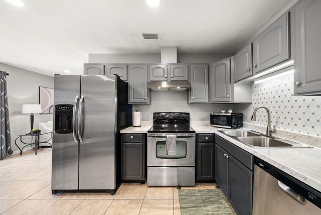 210 N El Centro Boulevard, Panama City Beach, FL 32413