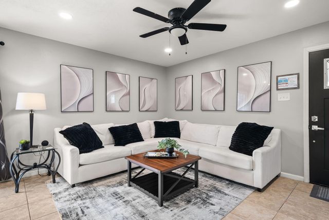 210 N El Centro Boulevard, Panama City Beach, FL 32413