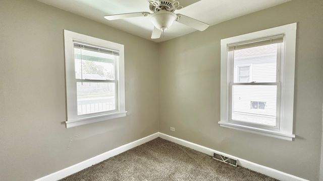 15031 Hamlin Avenue, Midlothian, IL 60445