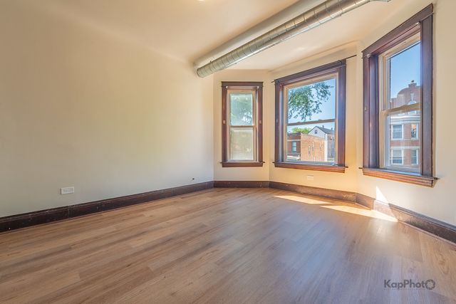 2644 W 22nd Place 2, Chicago, IL 60608