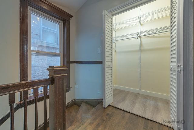 2644 W 22nd Place 2, Chicago, IL 60608